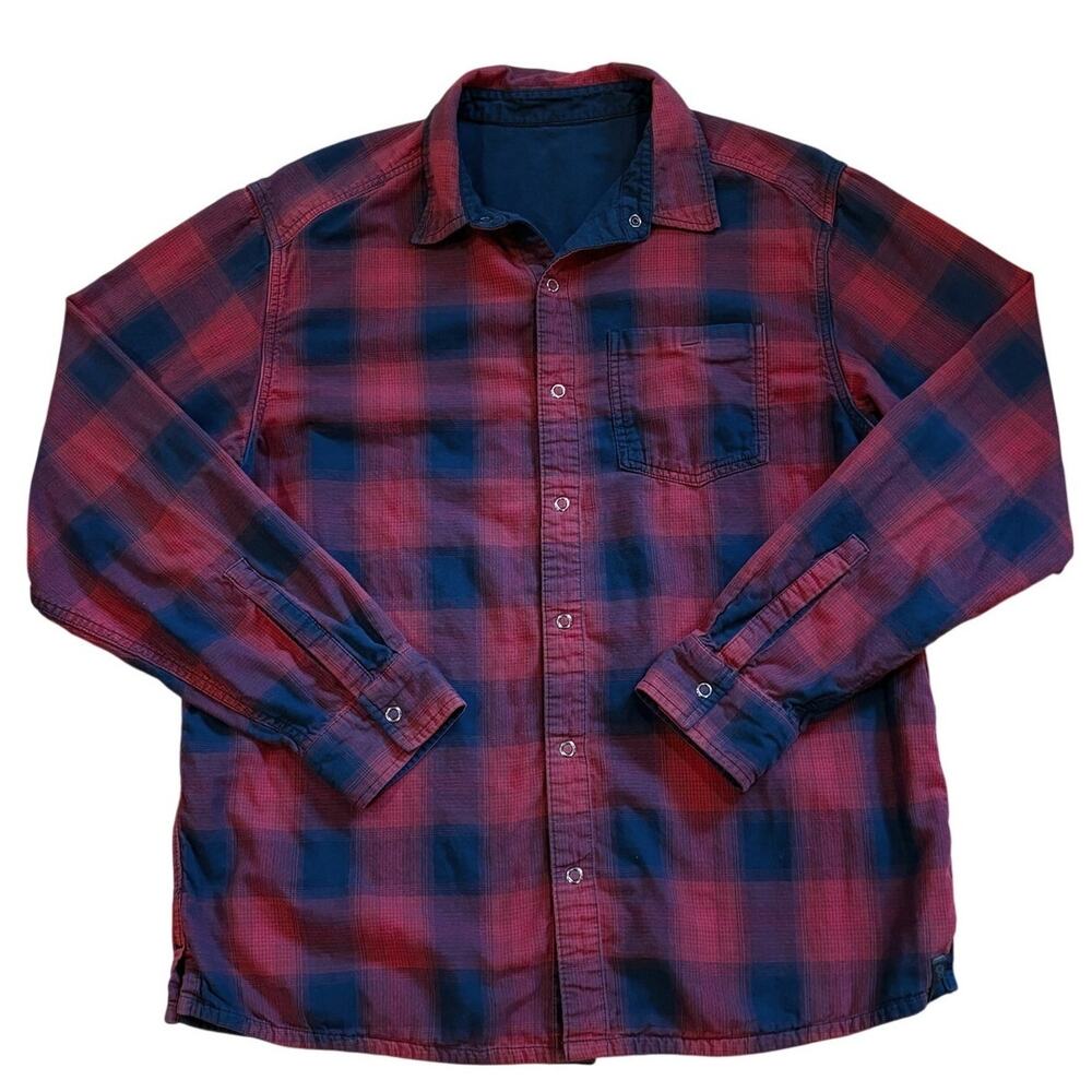 Mountain Hardware Reversible Shirt Mens Large Red Plaid Snap Long Sleeve Outdoor